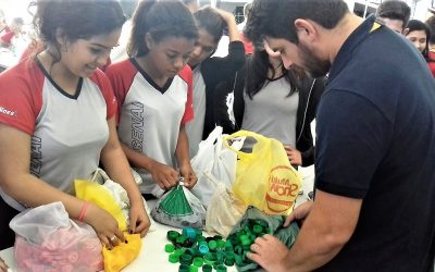 Mobilização nas escolas para a Gincana Tampinha Legal
