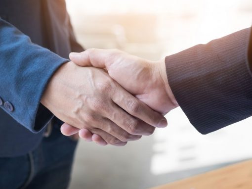 Sindiplast-ES amplia relacionamento com empresários do setor no Estado Sindiplast-ES amplia relacionamento com empresários do setor no Estado